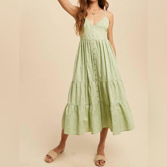 In Loom Dresses | In Loom Beautiful Green Floral Dress | Color: Green | Size: M | Pm-94912685's Closet In Loom Dresses | In Loom Beautiful Green Floral Dress | Color: Green | Size: M | Pm-94912685's Closet
